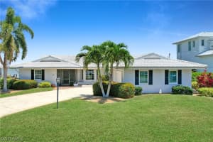15 Bayview Blvd, Fort Myers Beach, FL 33931, Sold 11/17/22