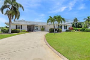 15 Bayview Blvd, Fort Myers Beach, FL 33931, Sold 11/17/22