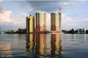 2745 First St APT 2001, Fort Myers, FL 33916, Sold 05/09/22