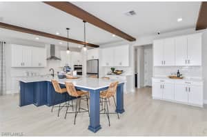 2070 Grove Dr, Naples, FL 34120, Sold 09/26/22