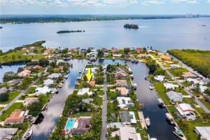 2158 Cape Way, North Fort Myers, FL 33917, Sold 06/17/22