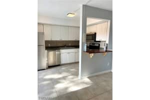 1700 Park Meadows Dr #2, Fort Myers, FL 33907, Sold 06/10/22