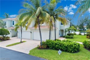 1420 Mariposa Cir, Naples, FL 34105, Sold 10/05/22