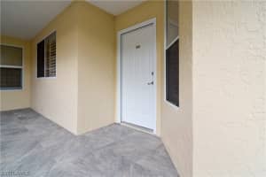 380 Horse Creek Dr APT 105, Naples, FL 34110, Sold 08/09/22
