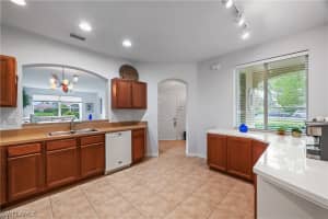 2414 Laurentina Ln, Cape Coral, FL 33909, Sold 06/30/22