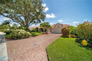 10862 Longshore Way W, Naples, FL 34119, Sold 08/25/22