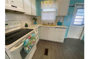 221 Cobblestone Ln, North Fort Myers, FL 33917, Sold 06/09/22