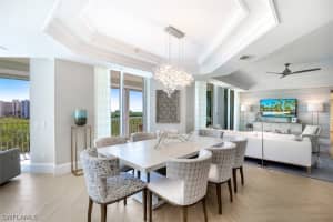 295 Grande Way, Naples, FL 34110, Sold 11/29/22