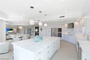 295 Grande Way, Naples, FL 34110, Sold 11/29/22