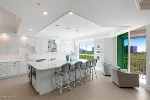 295 Grande Way, Naples, FL 34110, Sold 11/29/22