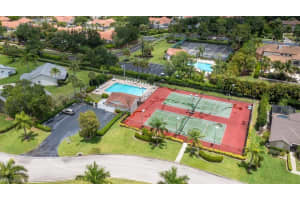 3392 Arlette Dr, Naples, FL 34109, Sold 08/04/22