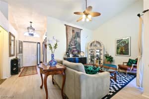 1137 Jardin Dr, Naples, FL 34104, Sold 08/26/22