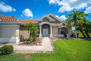 12322 Isabella Dr, Bonita Springs, FL 34135, Sold 12/01/22