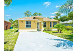 5409 Trammel St, Naples, FL 34113, Sold 10/05/22