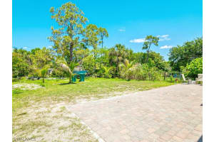 5409 Trammel St, Naples, FL 34113, Sold 10/05/22
