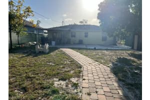 5539 Sixth Ave, Fort Myers, FL 33907, Sold 12/19/22