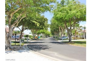 529 Roma Ct, Naples, FL 34110, Sold 06/10/22
