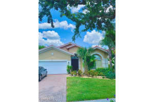 1925 Par Dr, Naples, FL 34120, Sold 07/20/22