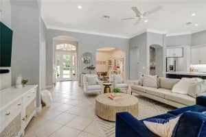 15553 Vallecas Ln, Naples, FL 34110, Sold 07/15/22