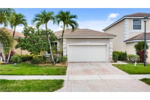 8719 Spring Mountain Way, Fort Myers, FL 33908, Sold 06/17/22