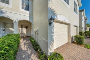 1075 Albany Ct, Naples, FL 34105, Sold 07/06/22