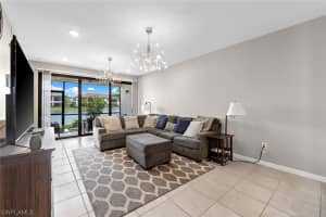 15102 Palmer Lake Cir, Naples, FL 34109, Sold 08/19/22