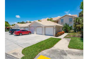 365 Stella Maris Dr N, Naples, FL 34114, Sold 08/01/22