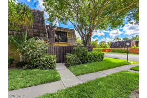 1653 Park Meadows Dr #4, Fort Myers, FL 33907, Sold 07/07/22
