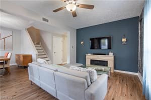534 Leawood Cir, Naples, FL 34104, Sold 08/05/22