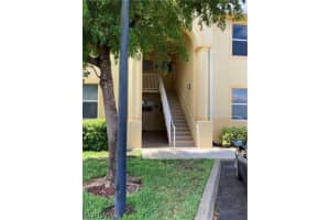 4241 Bellasol Cir APT 1922, Fort Myers, FL 33916, Sold 07/21/22
