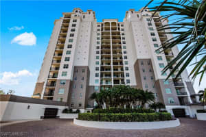 445 Cove Tower Dr, Naples, FL 34110, Sold 03/01/23