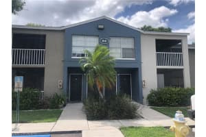 100 Santa Clara Dr, Naples, FL 34104, Sold 08/12/22