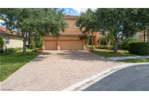 8503 Laurel Lakes Cove, Naples, FL 34119, Sold 10/17/22
