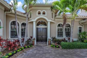 7548 Treeline Dr, Naples, FL 34119, Sold 10/28/22