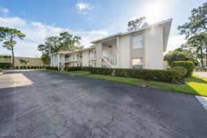 1323 Derbyshire Ct, Naples, FL 34116, Sold 09/21/22
