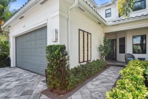 4172 Crescent Ct, Naples, FL 34119, Sold 09/16/22