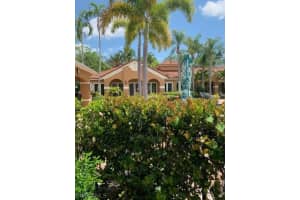 MLS# 222040986, Naples, Florida 34112