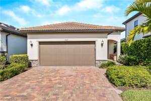 7187 Wilton Dr N, Naples, FL 34109, Sold 08/23/22