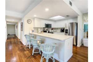 1299 Middle Gulf Dr UNIT 201, Sanibel, FL 33957, Sold 08/04/22