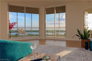 1001 Arbor Lake Dr, Naples, FL 34110, Sold 10/19/22