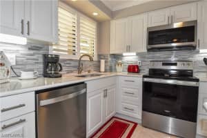 2121 Collier Ave APT 214, Fort Myers, FL 33901, Sold 07/06/22