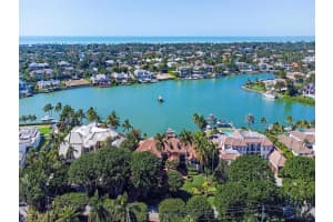 1676 Galleon Dr, Naples, FL 34102, Sold 10/11/22