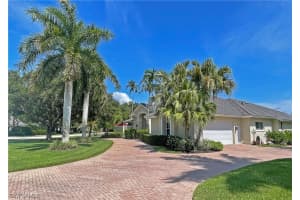 1920 Manchester Cir, Naples, FL 34109, Sold 07/27/22