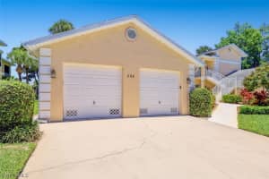 688 Wiggins Lake Dr, Naples, FL 34110, Sold 07/08/22