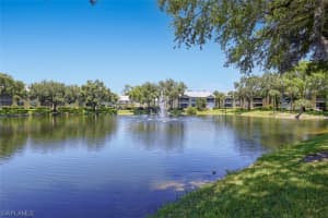 688 Wiggins Lake Dr, Naples, FL 34110, Sold 07/08/22