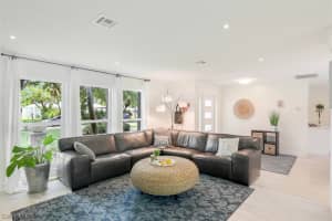 9583 Sussex St, Naples, FL 34109, Sold 07/21/22