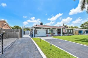 3438 Poinciana St, Naples, FL 34105, Sold 07/20/22