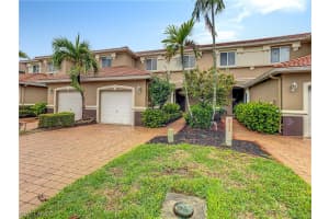 9697 Roundstone Cir, Fort Myers, FL 33967, Sold 08/03/22