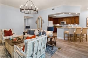 985 Sandpiper St, Naples, FL 34102, Sold 07/21/22