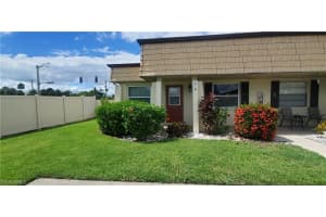 8 Haverhill Ct, Fort Myers, FL 33919, Sold 08/25/22